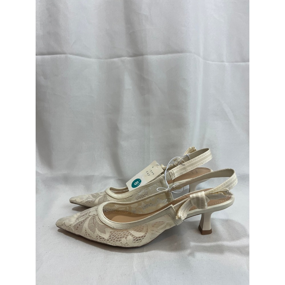 A New Day Womens Cream Floral Lace Slingback Kitten Heels Bow Detail Size 8 NWT